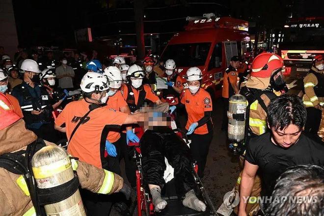 韩国NEWS丨韩国酒店无消防喷头造成7死12伤火灾事故